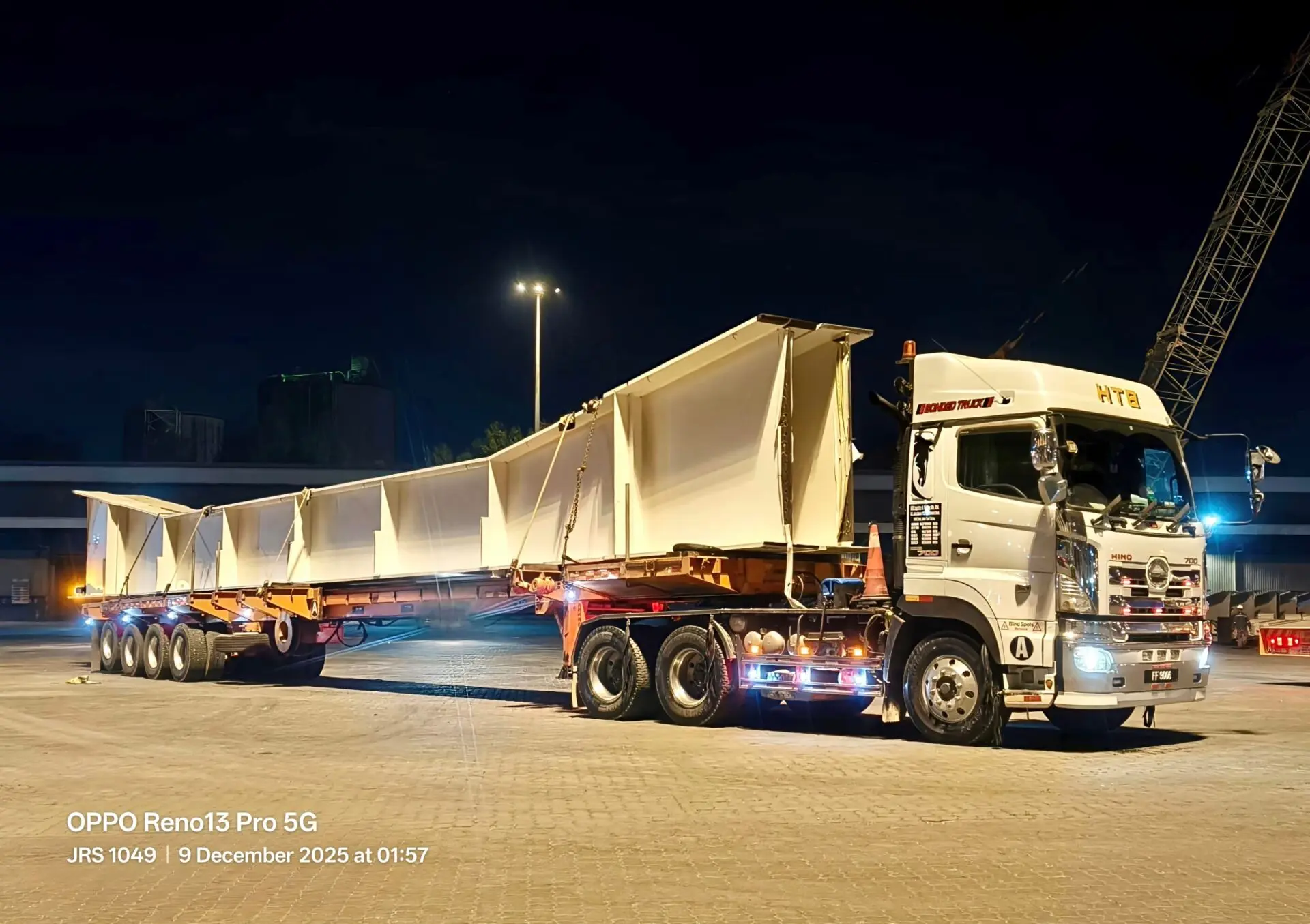 extendable lowbed trailer transport Malaysia